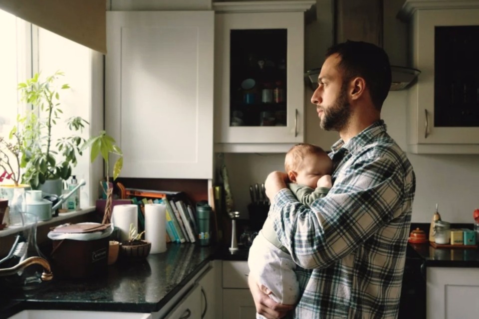 Salud mental masculina y paternidad: si no se dice no se ve